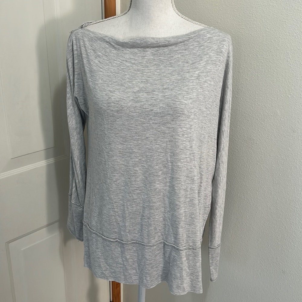 We The Free Light Grey High Low Side Slit Long Sleeve Top Flowy S